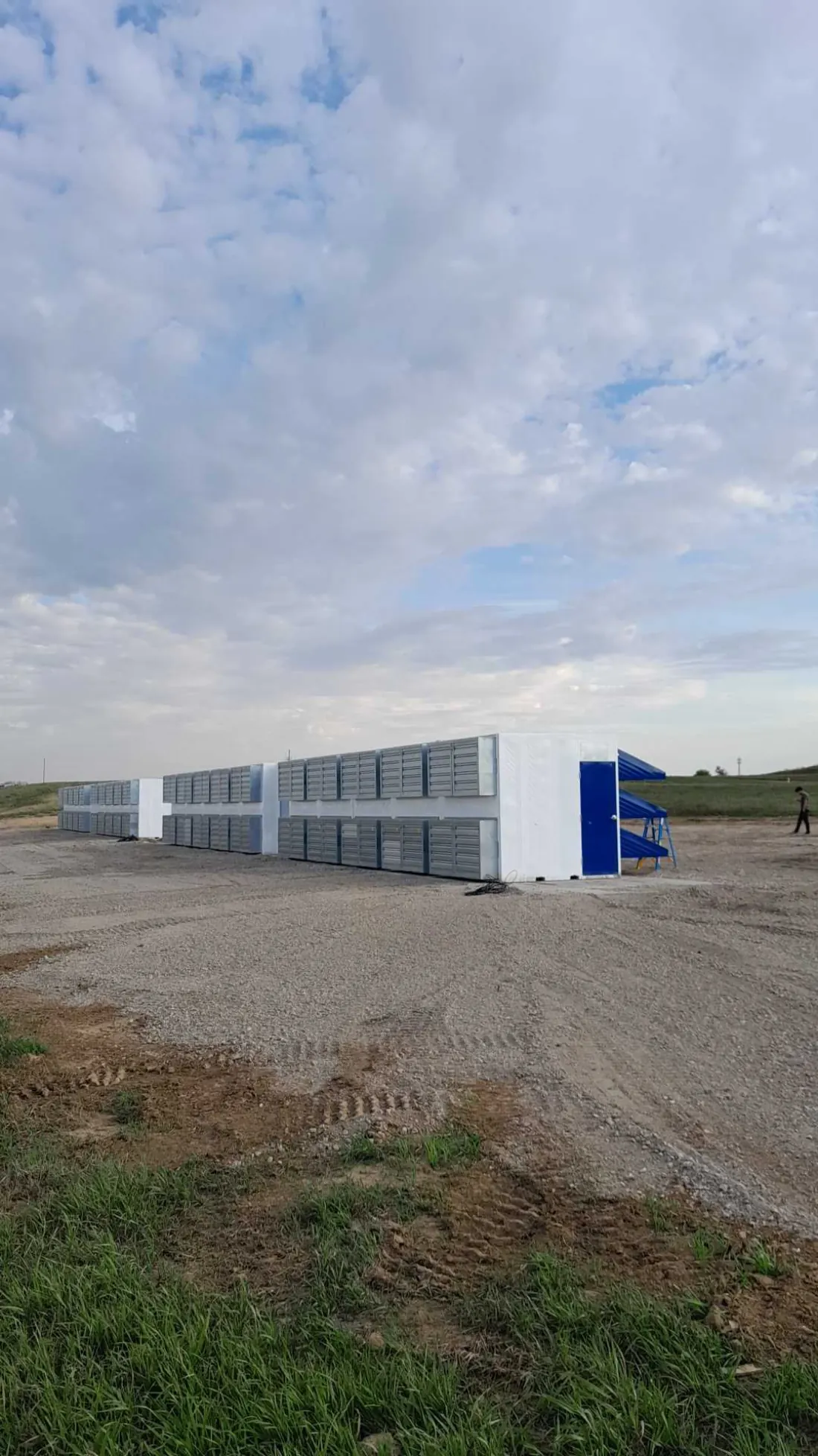 Finished row of air-cooled mining containers at the client site