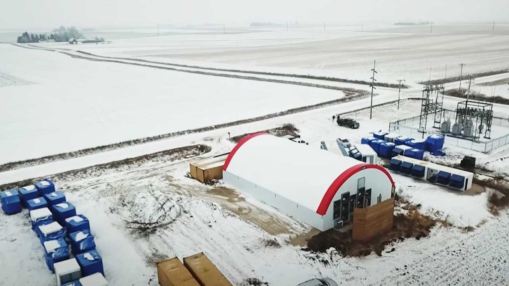 Iowa Bitcoin Miners Put Community Needs First As Winter Storm Closes In